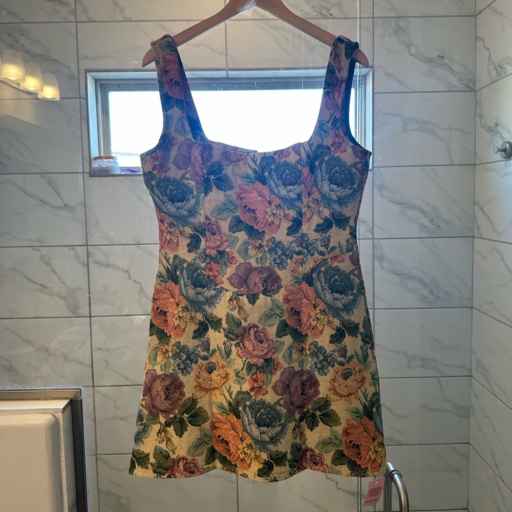 Floral Sleeveless Dress